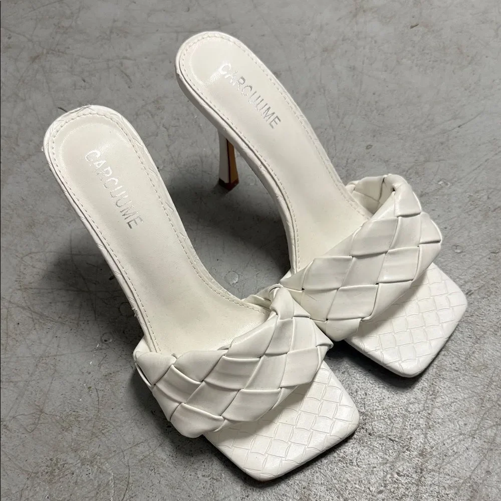 White Woven Women's Heels - Worn Once - Size 6.5 Low Comfortable Heel